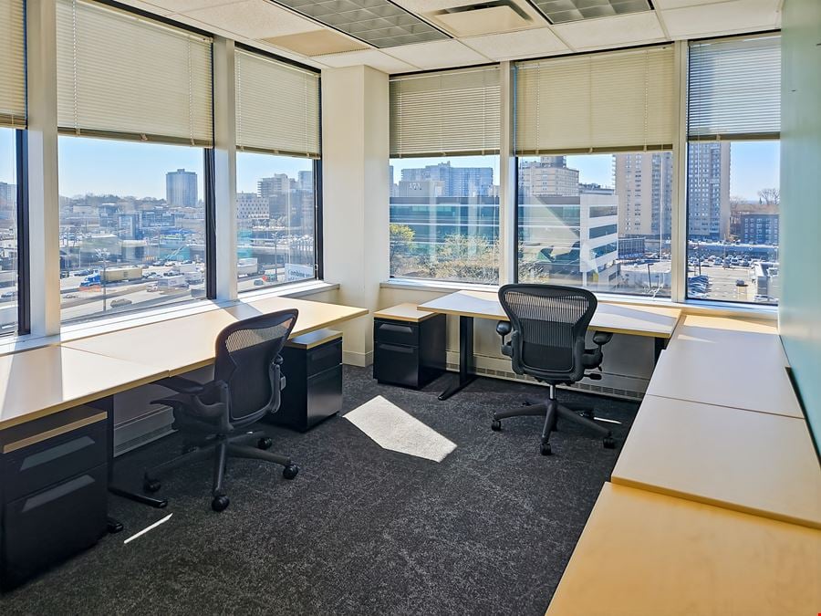 Regus - Fort Lee