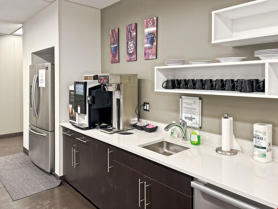 Regus - Mississauga - Robert Speck 2