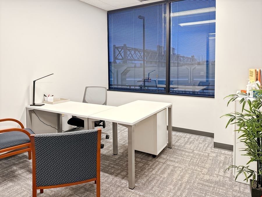 Regus - Wauwatosa - Honey Creek Corporate Center