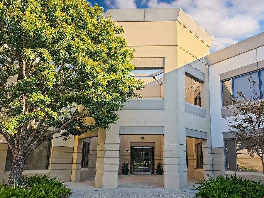 CA, Westlake Village - Russell Ranch Parkway