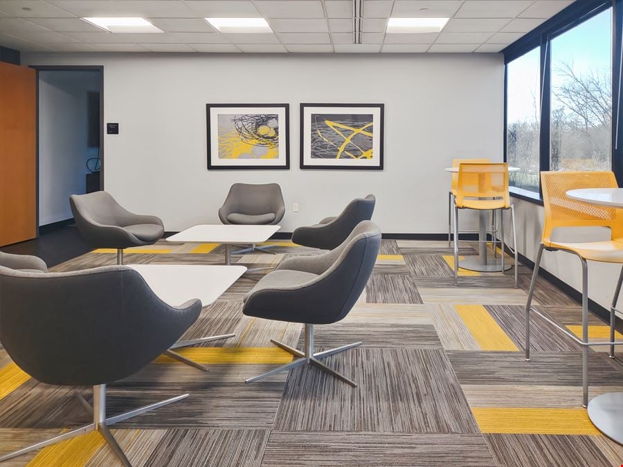 Regus - Waukesha –