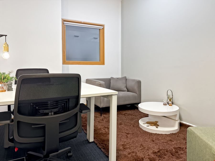 Regus - Cambourne