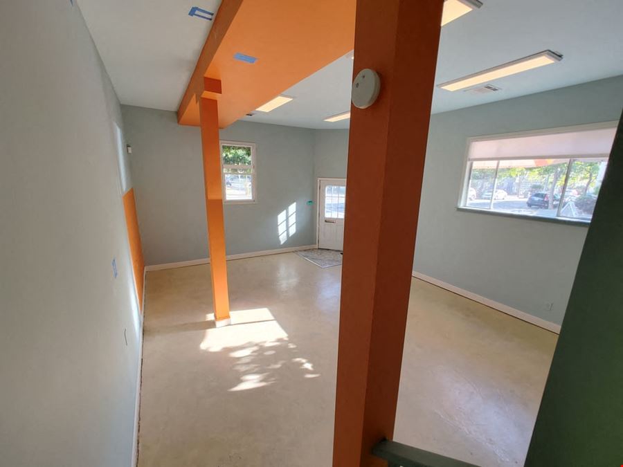 Private Office on 831 Bancroft Way | 357 sq ft