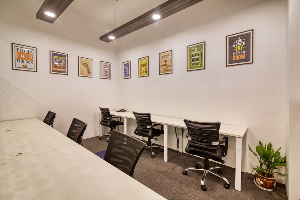 Truworx - Golf Course Rd