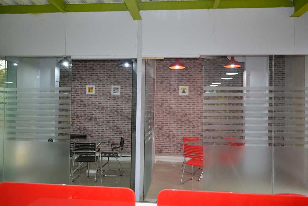 Starttopia - Coworking