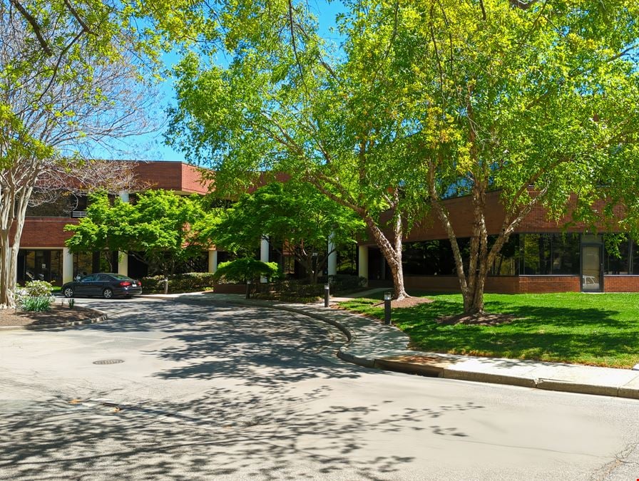 Regus - Richmond - Forest Hill Avenue