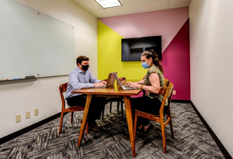 Connect Hub Coworking at 400 Poydras Tower