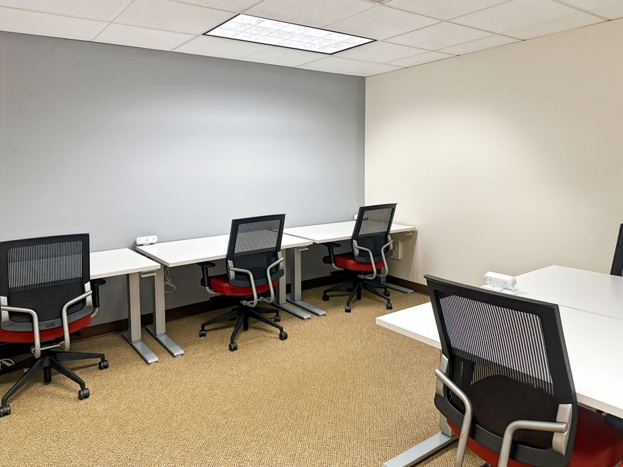 CO, Boulder - Center Green Dr