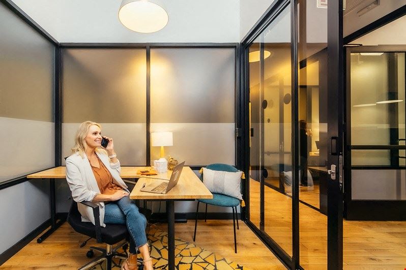 Expansive 100 S State