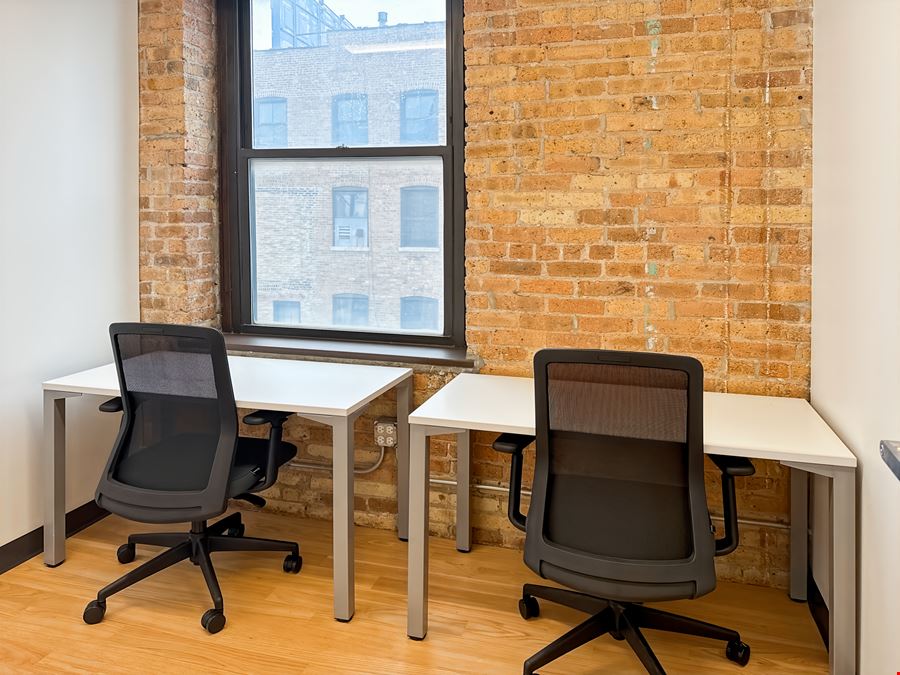 Regus - Chicago - Goose Island