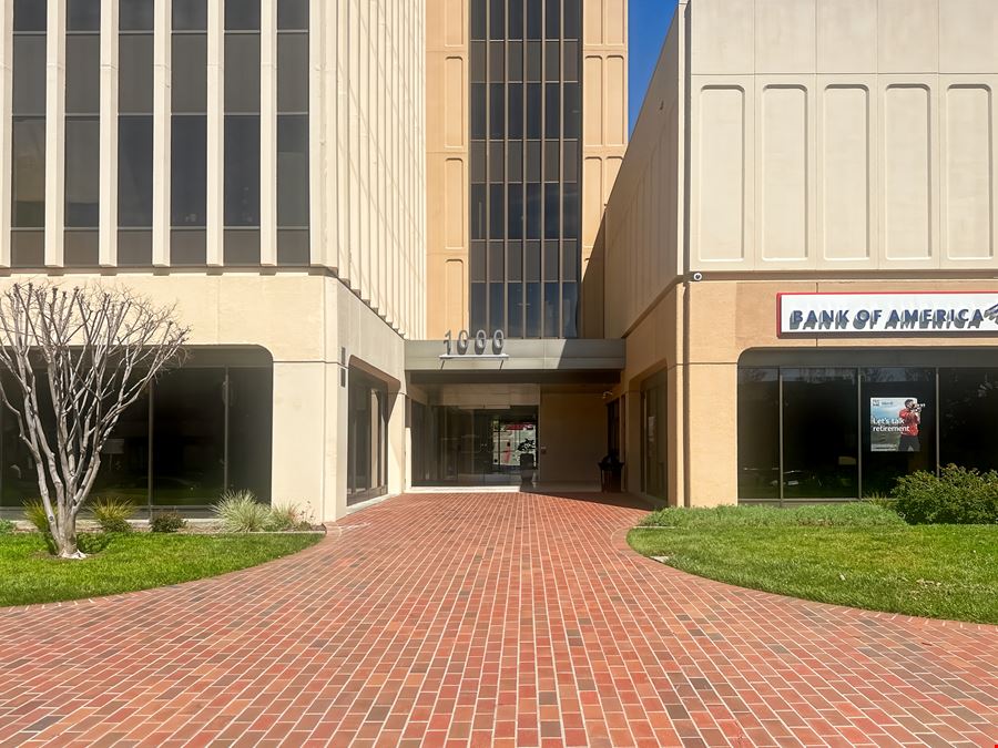 CA, San Rafael - 4th Street