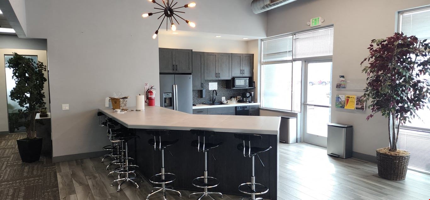 Sunlight Peak | Mountain View Workspace
