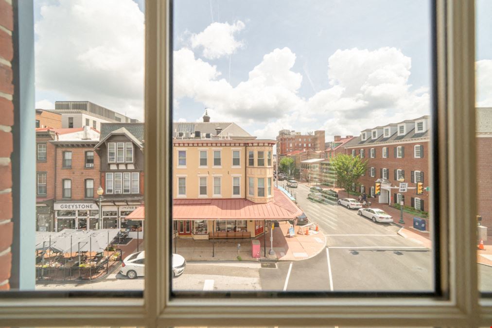 HeadRoom West Chester