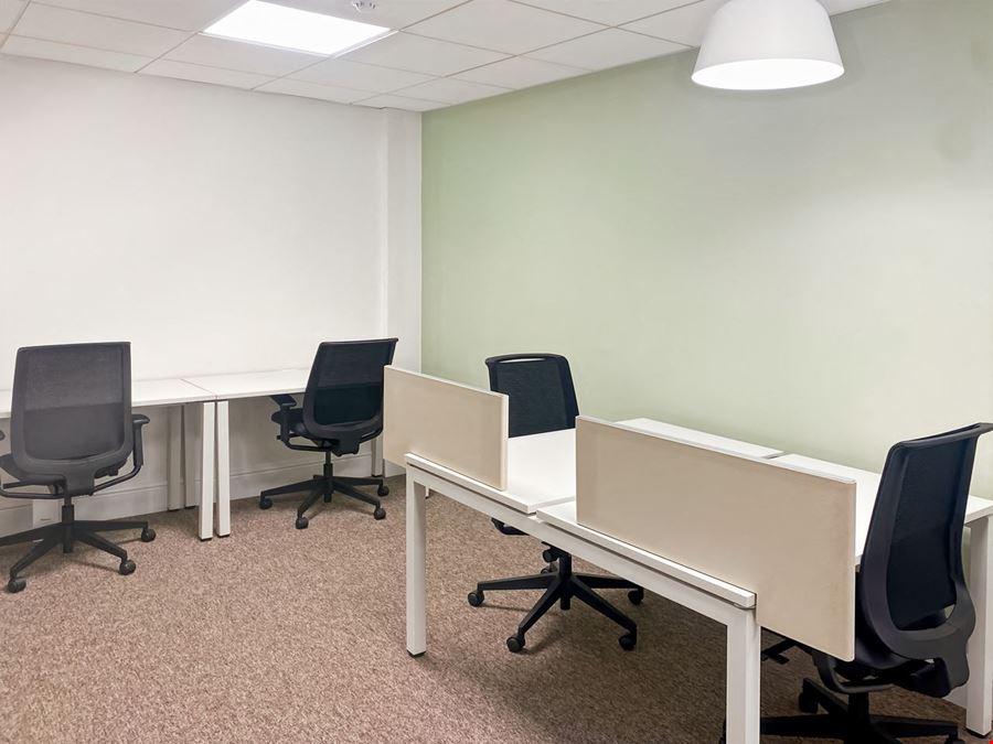 Regus - Worcester Whittington Hall
