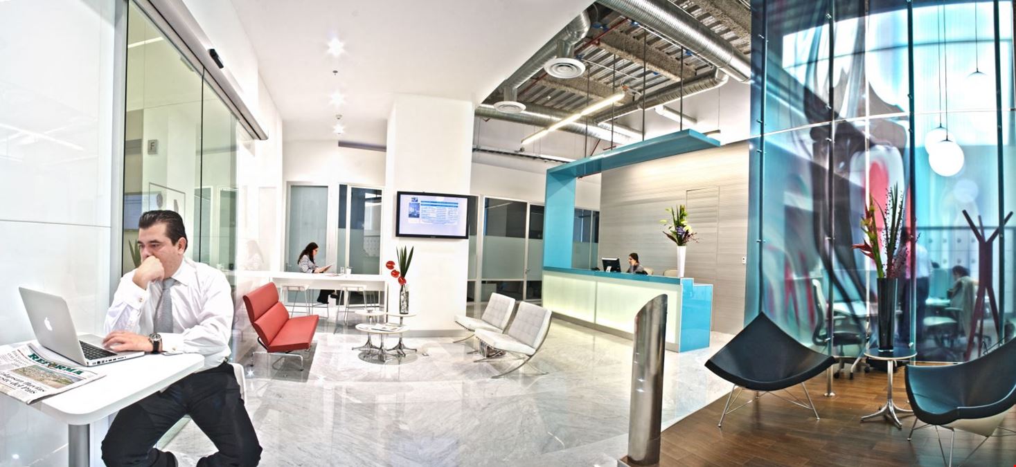 IOS OFFICES - Reforma 222