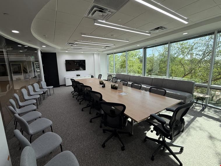 Saguaro Meeting Room