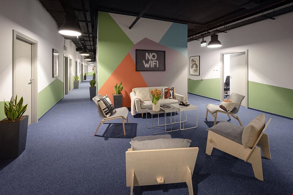 New Work - Wola Retro