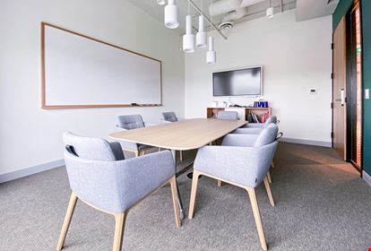 BC, Vancouver - 525 West 8th Avenue