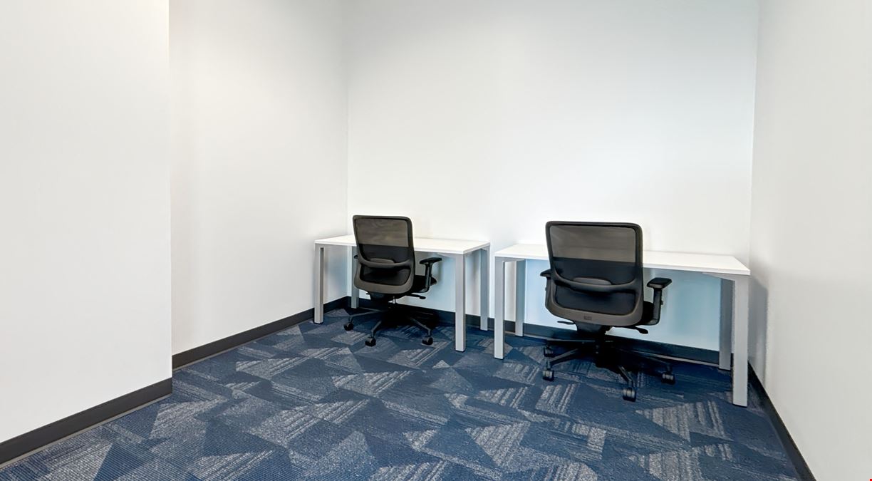 IL, Naperville - Wall St