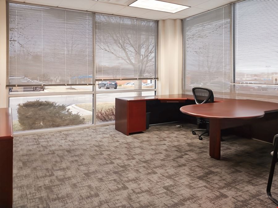 Regus - Overland Park - Metcalf Avenue