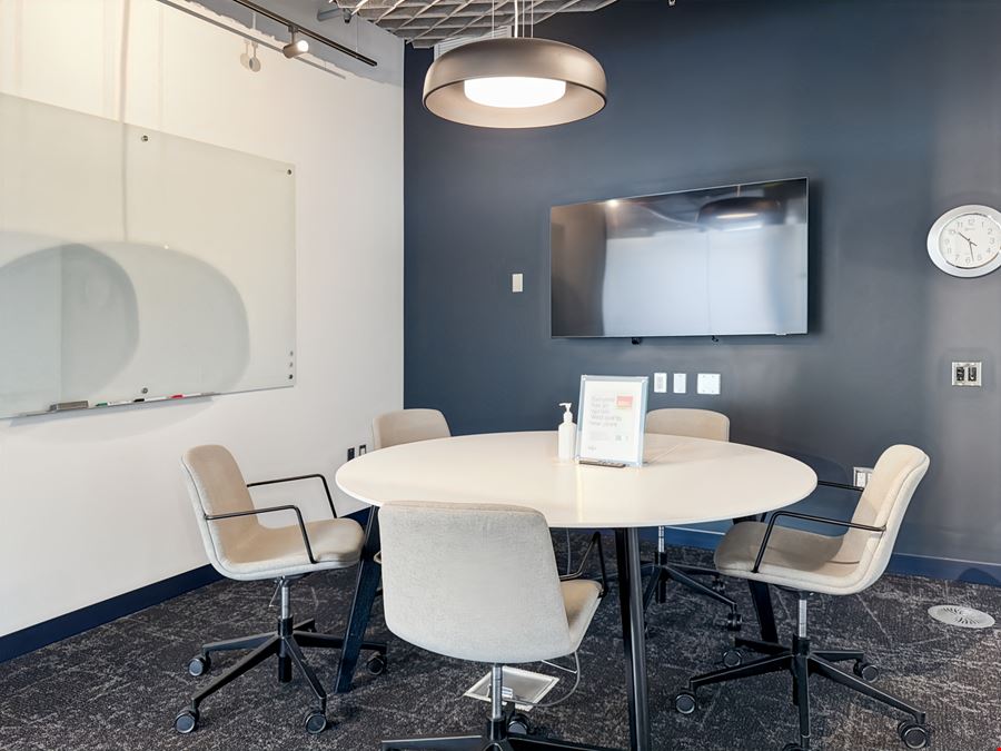 Regus - Calgary - Telus Sky
