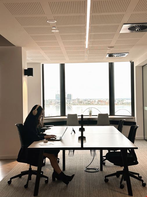 LEVEL NINE, - Quay Perth