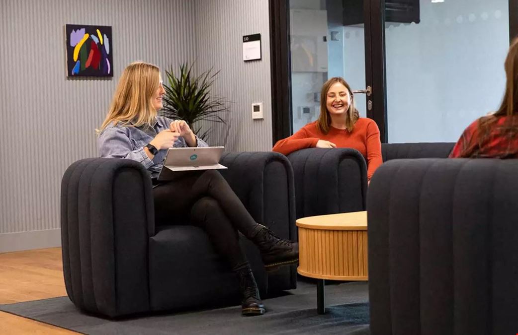 Workspace - Mirror Works