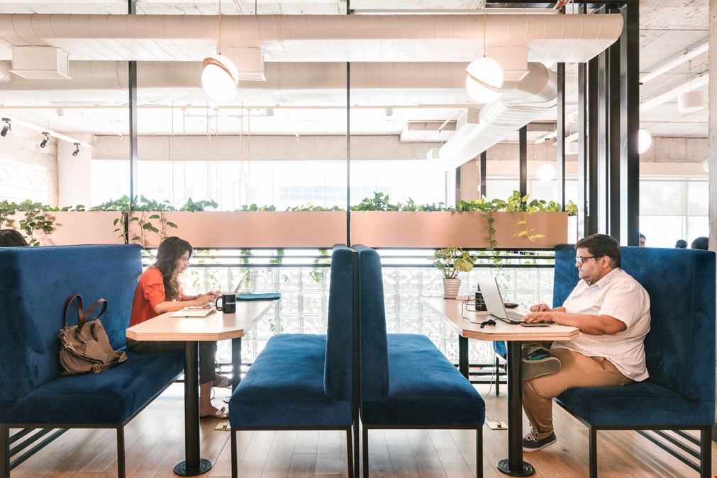 WeWork - Embassy GolfLinks
