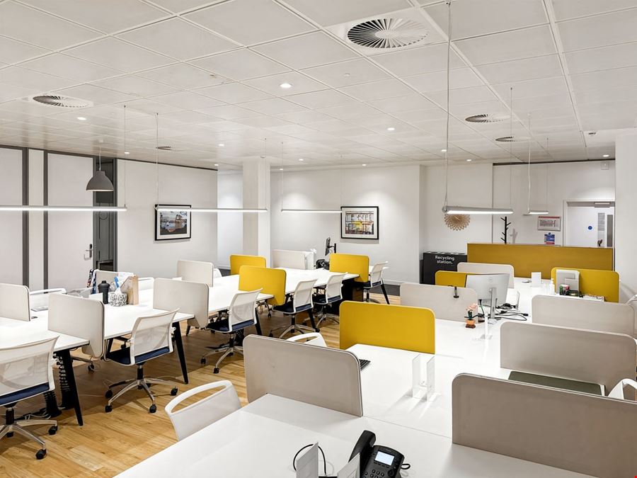 Regus - Trafford Park