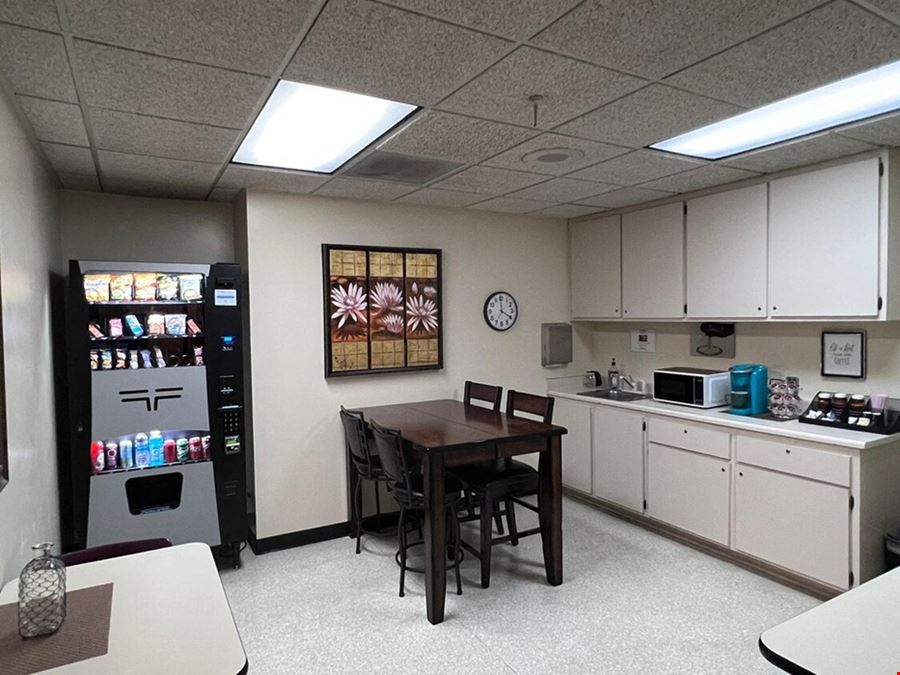 517 North Mountain Avenue