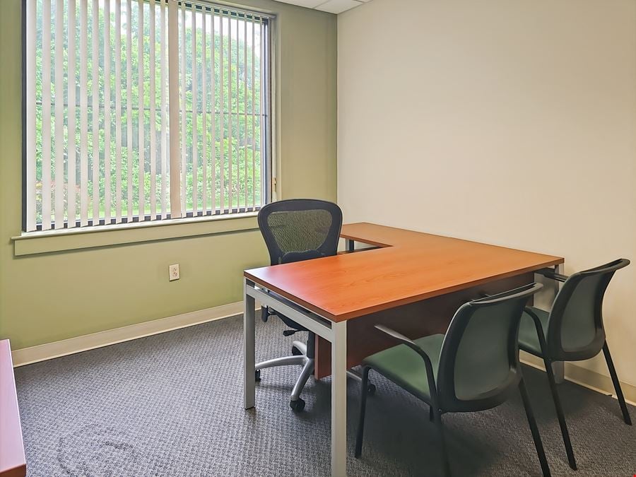 Regus - Knoxville - Cedar Bluff