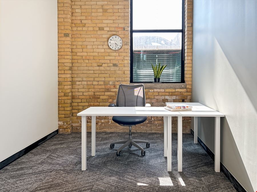 ON, Toronto - Powerhouse St