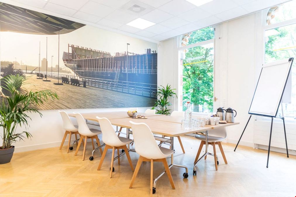 StartDock - Westplein