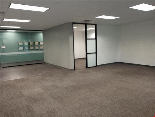 Workstyle Flexible Spaces - 1840 Pyramid Place