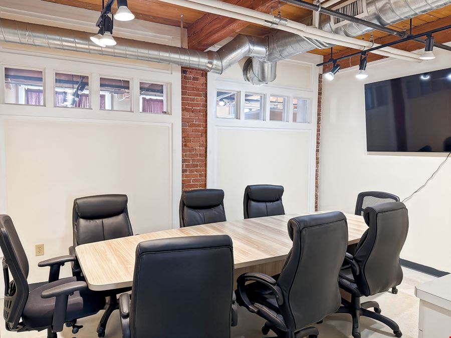Regus - Tilton - W Main St