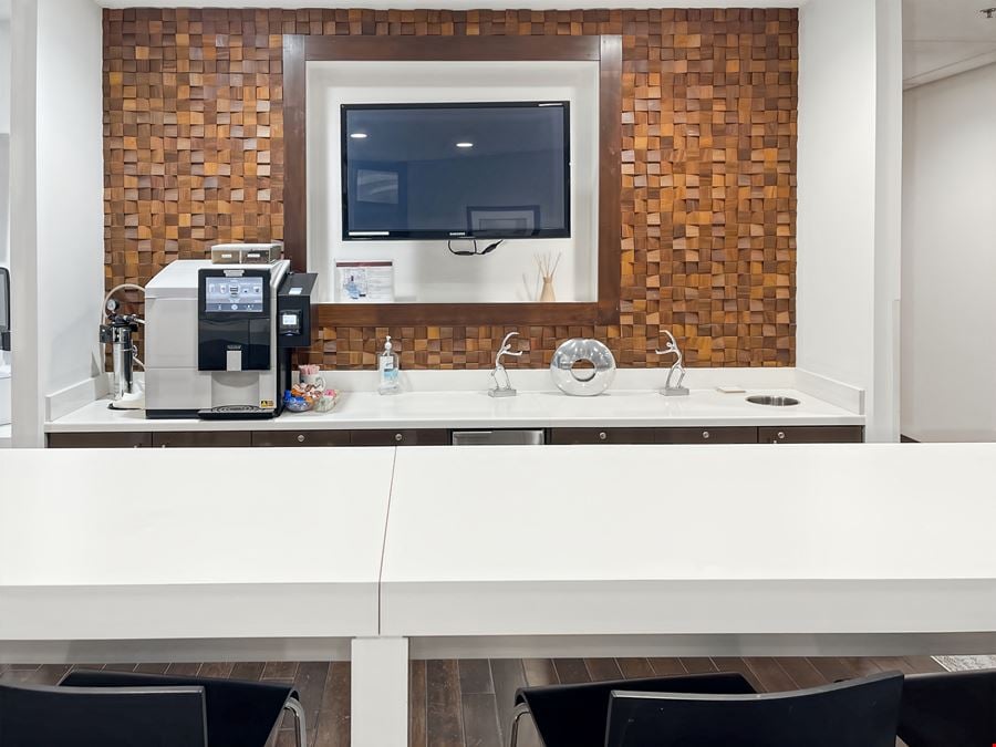 Regus - Milwaukee - Liberty 1 at Park Place