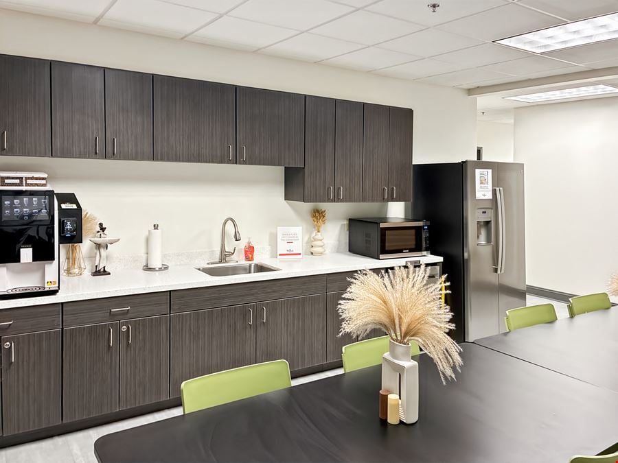 Regus - Columbia - 1501 Main St