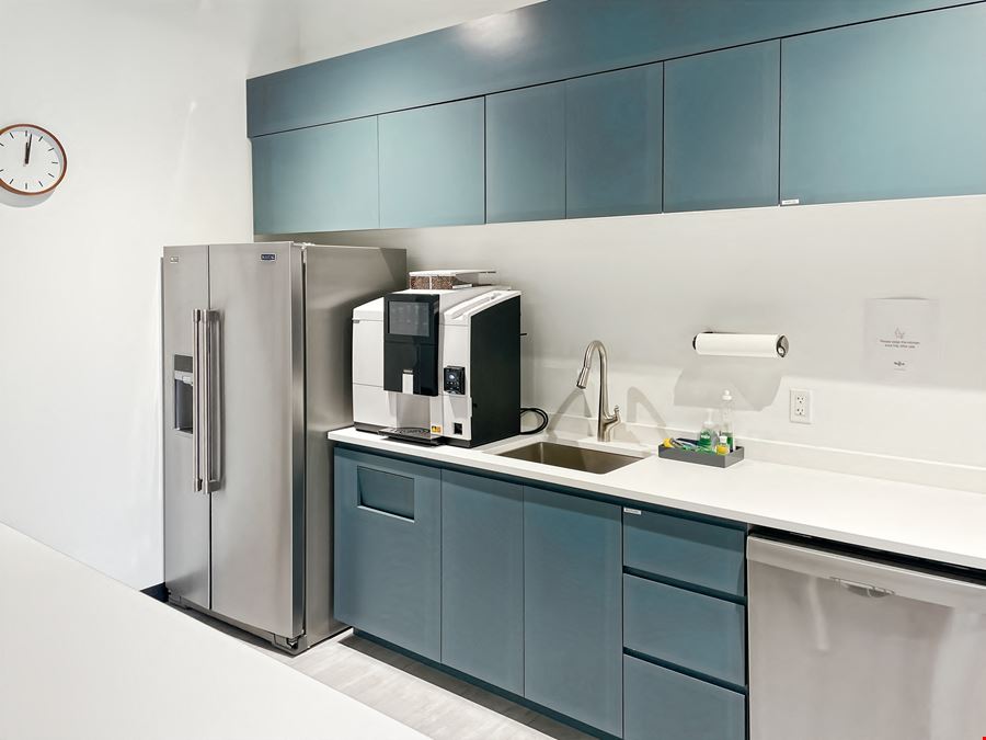 ON, Toronto - Powerhouse St