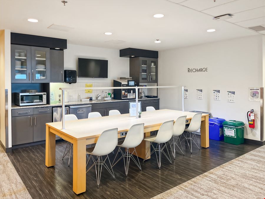 Regus - Halifax - Purdy's Wharf