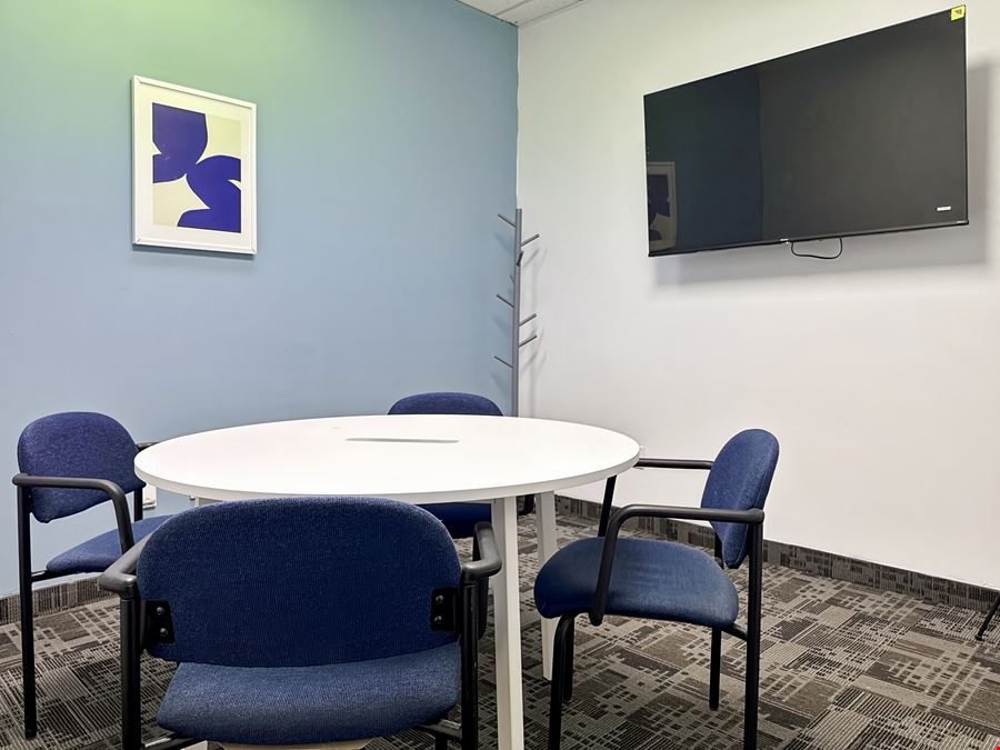 ON, Oshawa - Simcoe Street