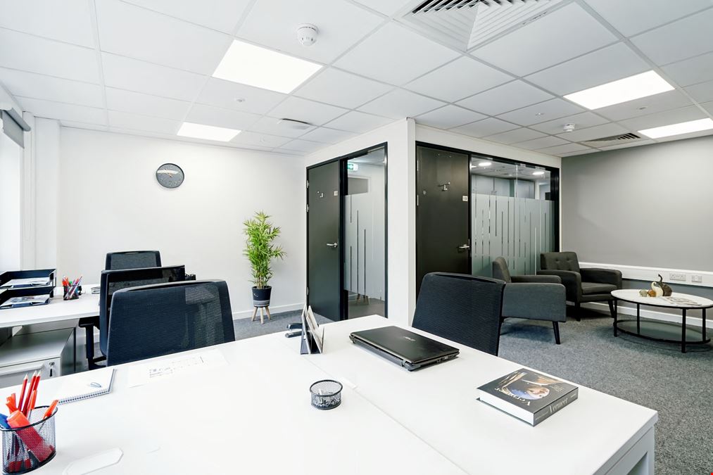 Tunbridge Wells, Pluto House