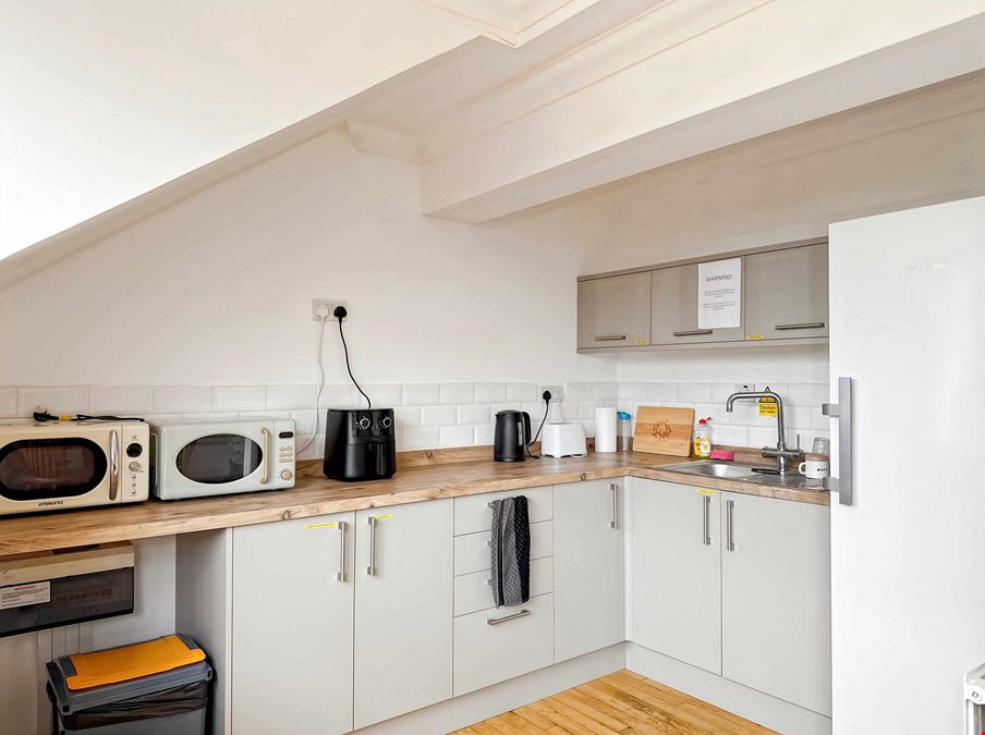 HQ - Norwich Independent House
