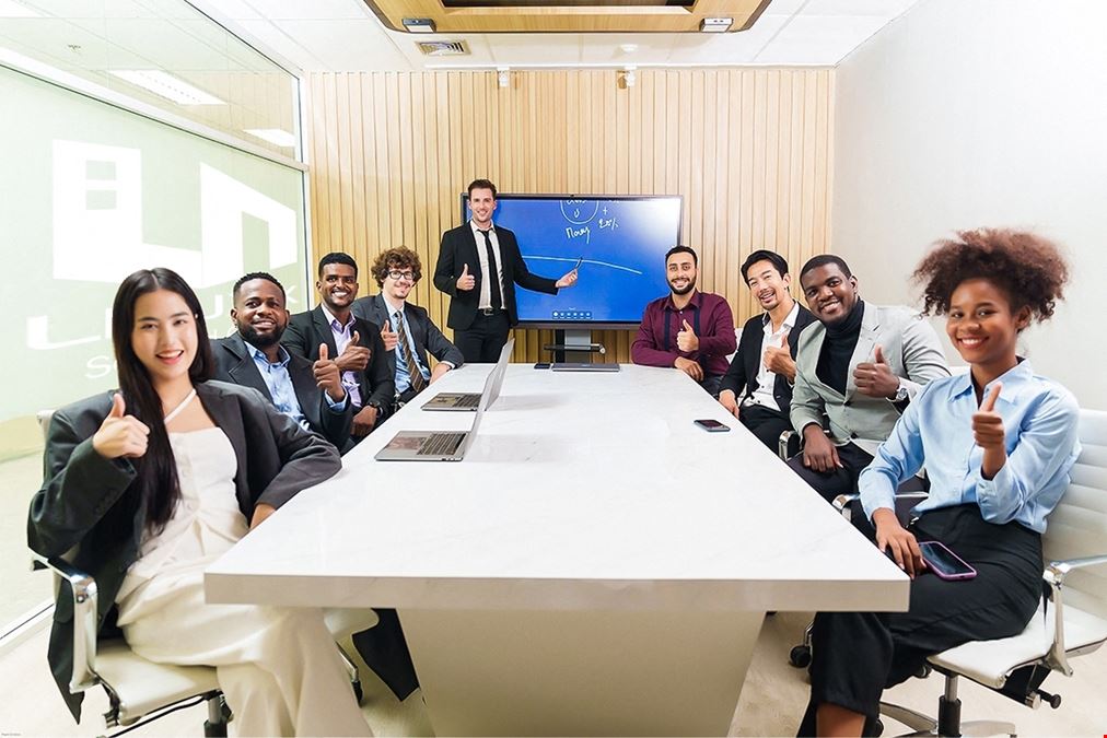 Linuxx Serviced Offices - Emporium Tower 21st Floor