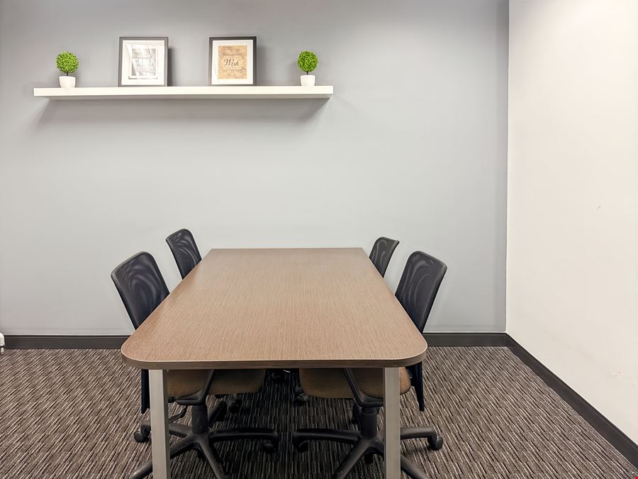 LA, New Orleans - Metairie - One Lakeway