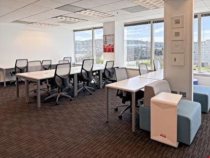 Regus - Redwood City - Twin Dolphin Drive