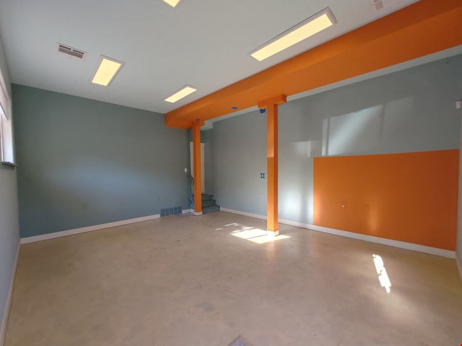 Private Office on 831 Bancroft Way | 357 sq ft