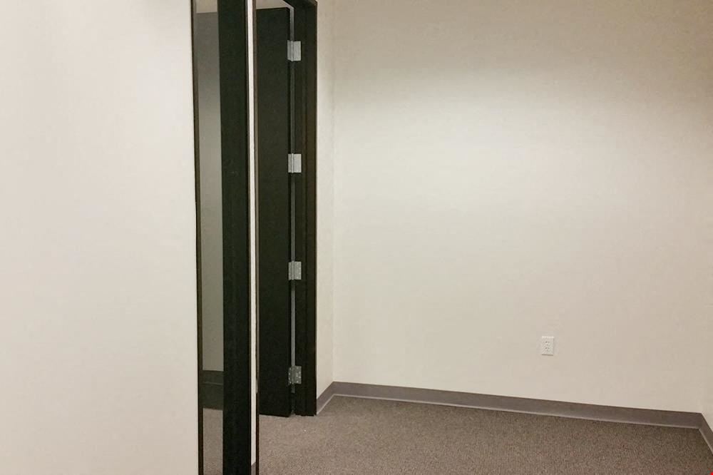 Workstyle Flexible Spaces - 3101-3111 N Central Avenue