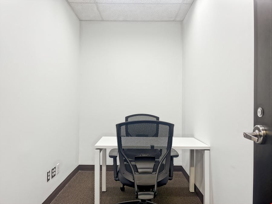 QC, Montreal - Place d'Armes