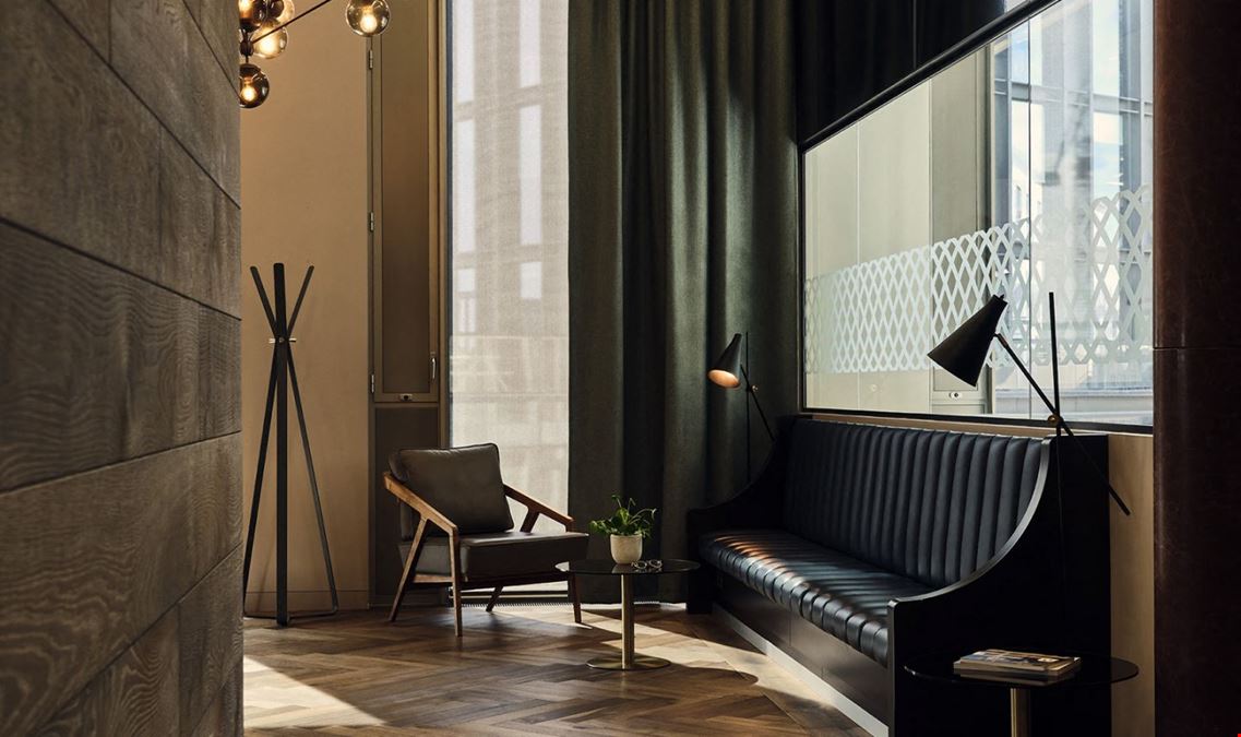 Fora - The Gridiron Building