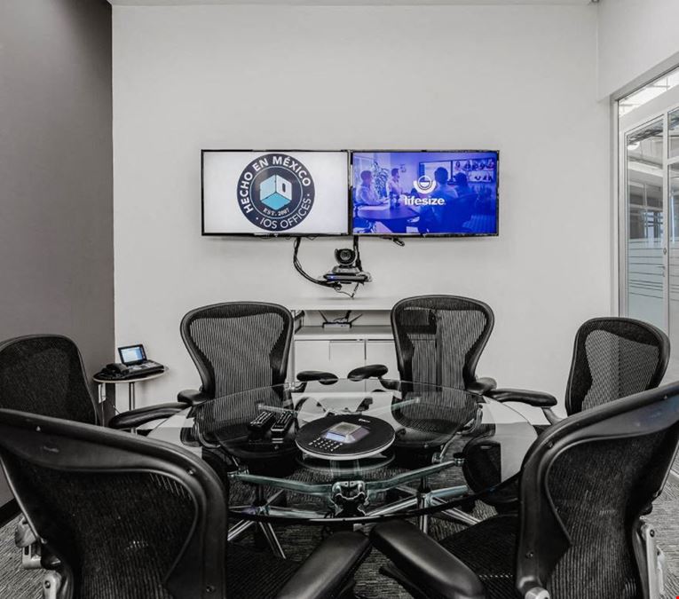 IOS OFFICES - Corporativo Malecón Américas